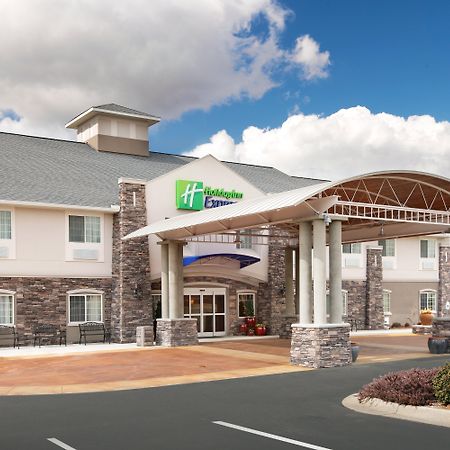 Holiday Inn Express Monticello By Ihg Buitenkant foto