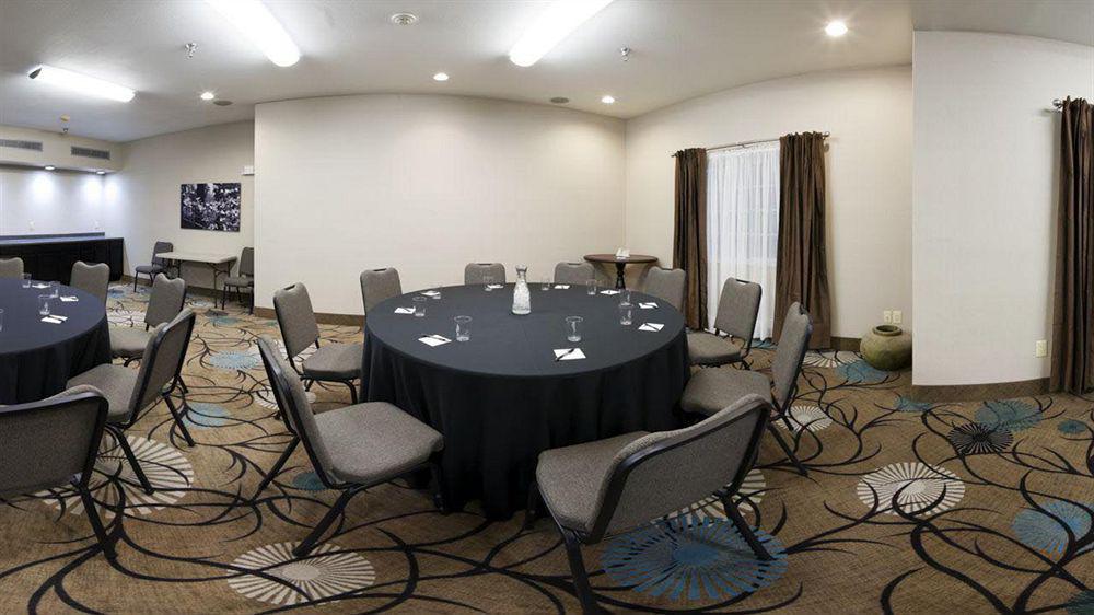 Holiday Inn Express Monticello By Ihg Buitenkant foto
